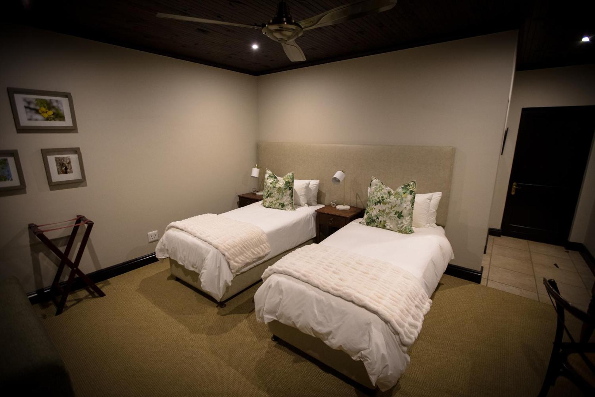 Swartberg Private Game Lodge オーツホーン エクステリア 写真